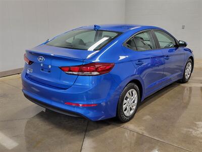 2017 Hyundai ELANTRA SE   - Photo 11 - Ephrata, PA 17522