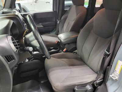 2015 Jeep Wrangler Unlimited Sport - Photo 13 - Ephrata, PA 17522