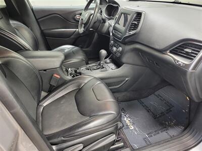 2019 Jeep Cherokee Latitude Plus   - Photo 17 - Ephrata, PA 17522