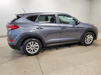 2016 Hyundai TUCSON SE   - Photo 9 - Ephrata, PA 17522