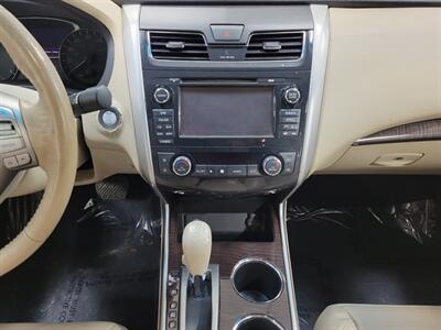 2015 Nissan Altima 2.5 SL   - Photo 17 - Ephrata, PA 17522