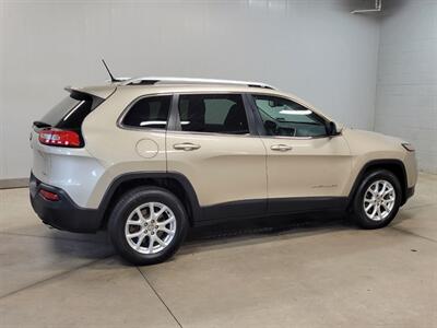 2014 Jeep Cherokee Latitude   - Photo 9 - Ephrata, PA 17522