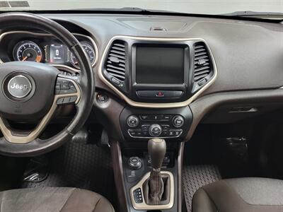2014 Jeep Cherokee Latitude   - Photo 12 - Ephrata, PA 17522