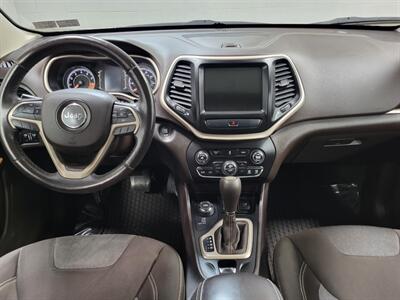 2014 Jeep Cherokee Latitude   - Photo 13 - Ephrata, PA 17522