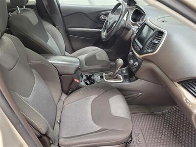 2014 Jeep Cherokee Latitude   - Photo 23 - Ephrata, PA 17522