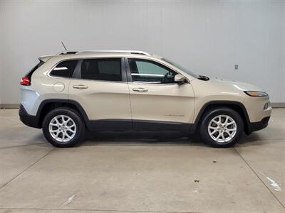 2014 Jeep Cherokee Latitude   - Photo 8 - Ephrata, PA 17522