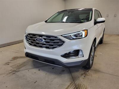 2019 Ford Edge Titanium   - Photo 2 - Ephrata, PA 17522