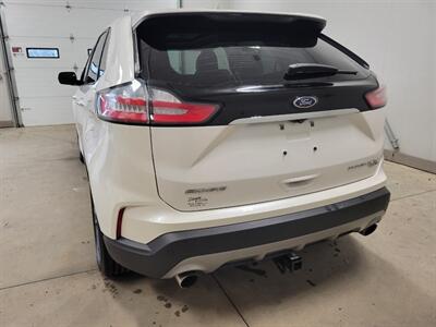 2019 Ford Edge Titanium   - Photo 6 - Ephrata, PA 17522