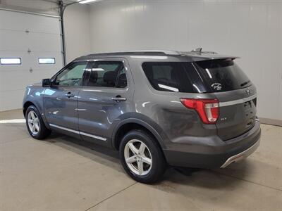 2016 Ford Explorer XLT - Photo 5 - Ephrata, PA 17522