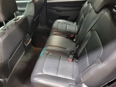 2016 Ford Explorer XLT - Photo 13 - Ephrata, PA 17522