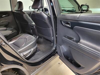 2024 Toyota Highlander XLE - Photo 56 - Ephrata, PA 17522