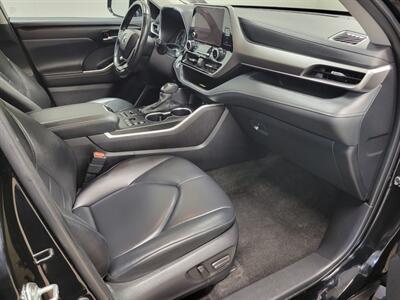 2024 Toyota Highlander XLE - Photo 42 - Ephrata, PA 17522