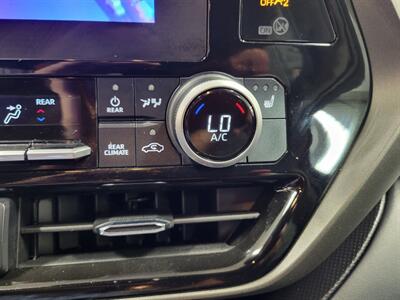 2024 Toyota Highlander XLE - Photo 40 - Ephrata, PA 17522