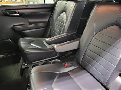 2024 Toyota Highlander XLE - Photo 52 - Ephrata, PA 17522