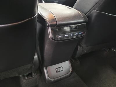 2024 Toyota Highlander XLE - Photo 53 - Ephrata, PA 17522