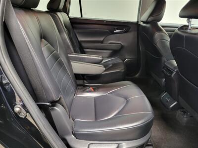 2024 Toyota Highlander XLE - Photo 58 - Ephrata, PA 17522