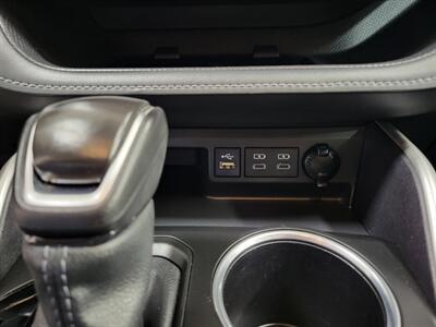 2024 Toyota Highlander XLE - Photo 34 - Ephrata, PA 17522
