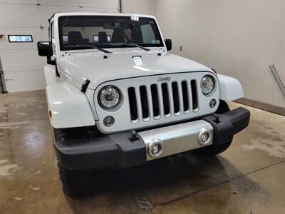 2017 Jeep Wrangler Sahara   - Photo 16 - Ephrata, PA 17522