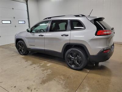 2016 Jeep Cherokee Sport Altitude - Photo 4 - Ephrata, PA 17522