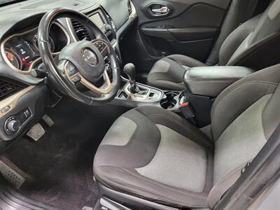 2016 Jeep Cherokee Sport Altitude - Photo 12 - Ephrata, PA 17522