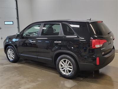 2014 Kia Sorento LX   - Photo 5 - Ephrata, PA 17522