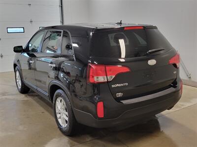 2014 Kia Sorento LX   - Photo 6 - Ephrata, PA 17522