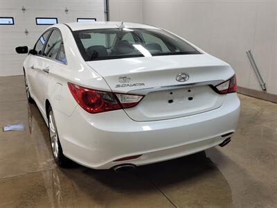 2013 Hyundai SONATA SE   - Photo 8 - Ephrata, PA 17522