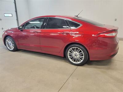 2014 Ford Fusion SE - Photo 4 - Ephrata, PA 17522