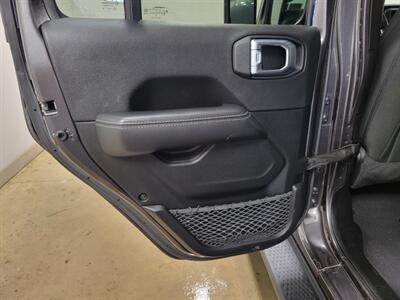 2022 Jeep Wrangler Unlimited Sahara   - Photo 62 - Ephrata, PA 17522