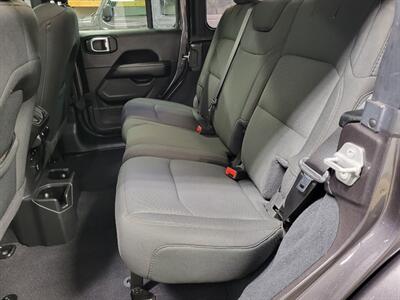 2022 Jeep Wrangler Unlimited Sahara   - Photo 44 - Ephrata, PA 17522