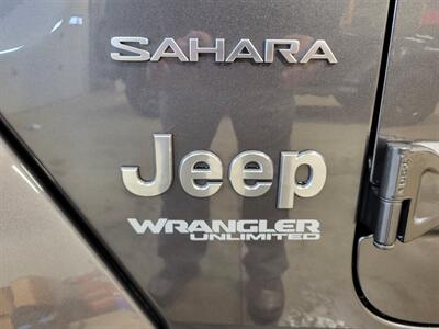 2022 Jeep Wrangler Unlimited Sahara   - Photo 8 - Ephrata, PA 17522