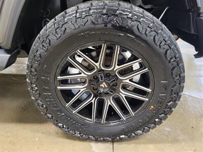 2022 Jeep Wrangler Unlimited Sahara   - Photo 18 - Ephrata, PA 17522