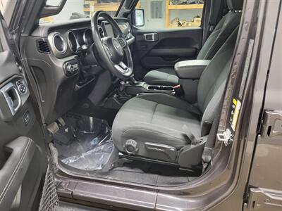 2022 Jeep Wrangler Unlimited Sahara   - Photo 37 - Ephrata, PA 17522