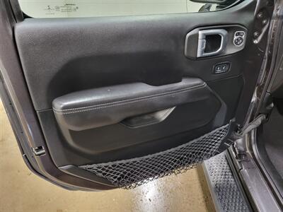 2022 Jeep Wrangler Unlimited Sahara   - Photo 23 - Ephrata, PA 17522