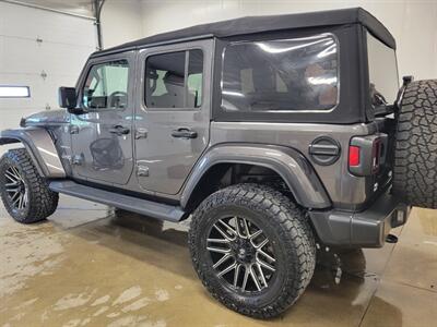 2022 Jeep Wrangler Unlimited Sahara   - Photo 5 - Ephrata, PA 17522