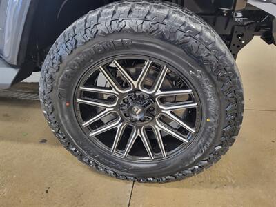 2022 Jeep Wrangler Unlimited Sahara   - Photo 14 - Ephrata, PA 17522