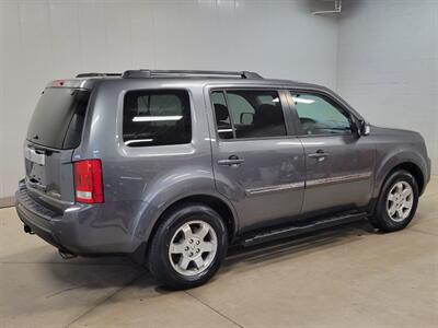 2011 Honda Pilot Touring   - Photo 10 - Ephrata, PA 17522