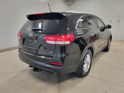 2018 Kia Sorento LX V6   - Photo 6 - Ephrata, PA 17522