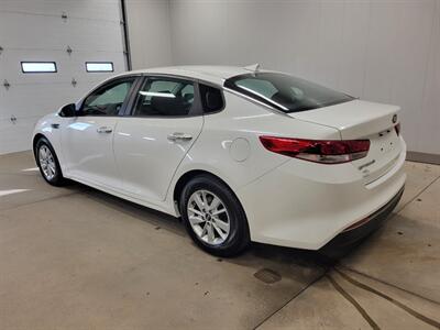 2016 Kia Optima LX - Photo 5 - Ephrata, PA 17522