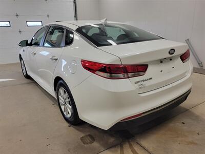 2016 Kia Optima LX - Photo 6 - Ephrata, PA 17522