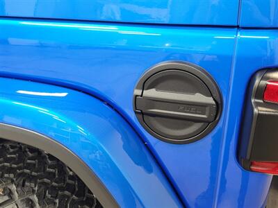 2022 Jeep Wrangler Unlimited Sahara   - Photo 19 - Ephrata, PA 17522