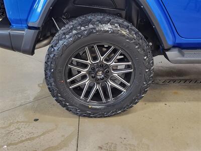2022 Jeep Wrangler Unlimited Sahara   - Photo 20 - Ephrata, PA 17522