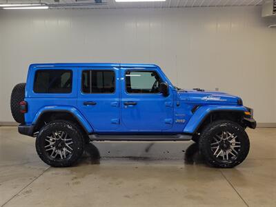 2022 Jeep Wrangler Unlimited Sahara   - Photo 9 - Ephrata, PA 17522