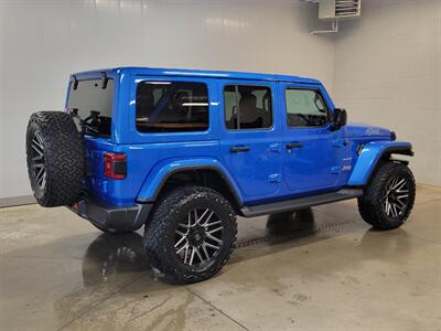 2022 Jeep Wrangler Unlimited Sahara   - Photo 8 - Ephrata, PA 17522