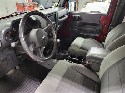 2009 Jeep Wrangler X - Photo 12 - Ephrata, PA 17522