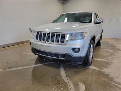 2013 Jeep Grand Cherokee Limited - Photo 2 - Ephrata, PA 17522