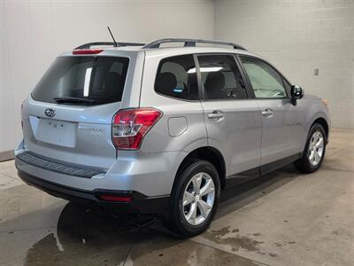 2014 Subaru Forester 2.5i Premium - Photo 5 - Ephrata, PA 17522