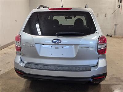 2014 Subaru Forester 2.5i Premium - Photo 6 - Ephrata, PA 17522
