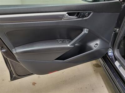 2017 Volkswagen Passat 1.8T R-Line   - Photo 14 - Ephrata, PA 17522