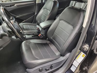 2017 Volkswagen Passat 1.8T R-Line   - Photo 13 - Ephrata, PA 17522
